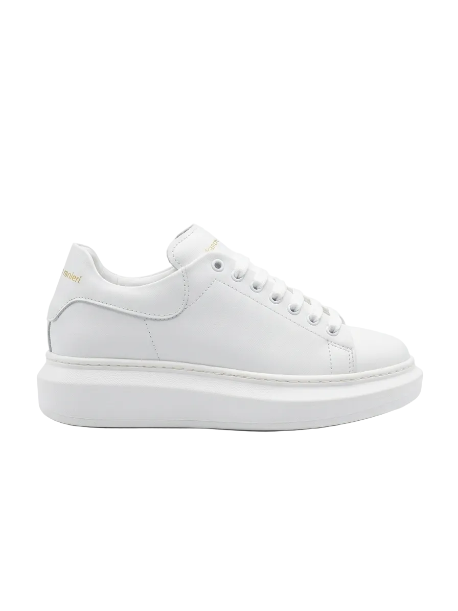F09 white